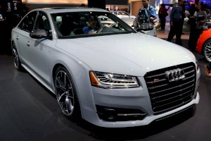 Audi S8