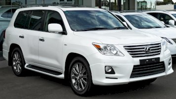 Lexus LX