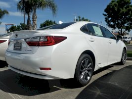 Lexus ES 300h