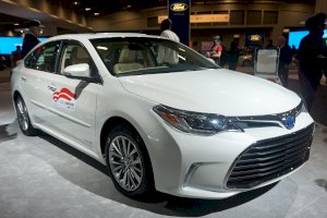 Toyota Avalon Hybrid